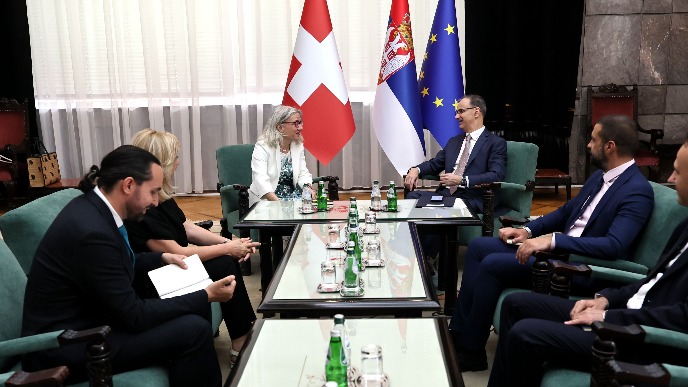 Razvoj saradnje sa Švajcarskom